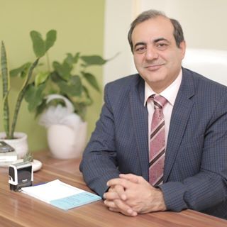 دکتر وحید دارابی متخصص ترك اعتياد و روانپزشک